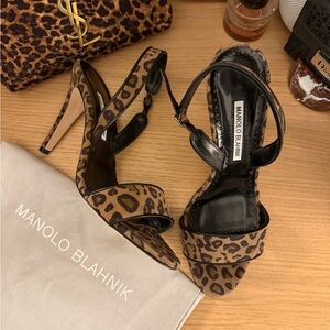 Manolo Blahnik Leopard Print Heels size 39.5